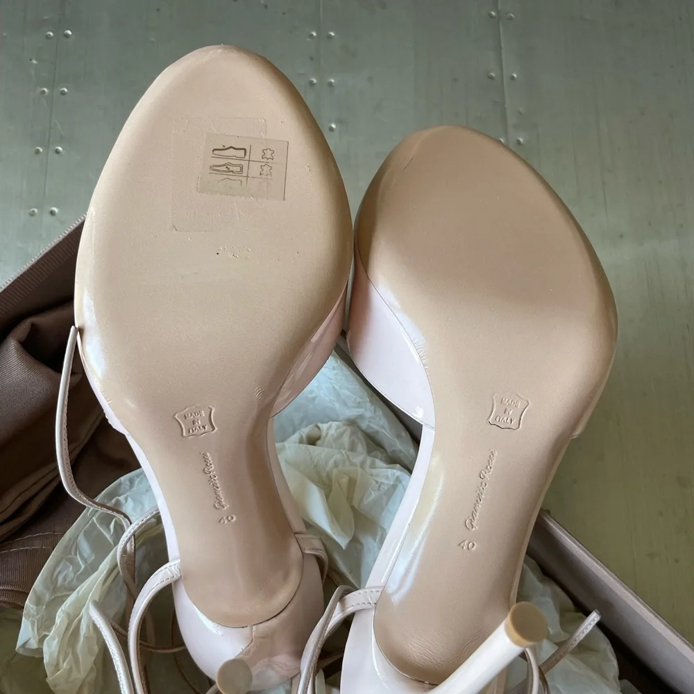 Gianvito Rossi brand new